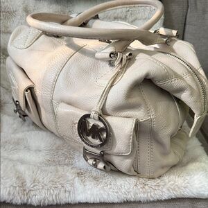 Michael Kors Off-White Leather shoulder bag